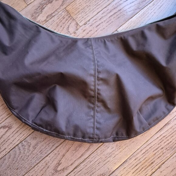 GAP Nylon crescent Bag Crossbody Shoulder Chocolate Brown - Picture 3 of 12